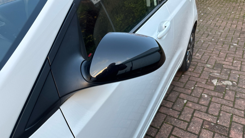 Hyundai i10 1.0 Play 5dr Petrol Hatchback